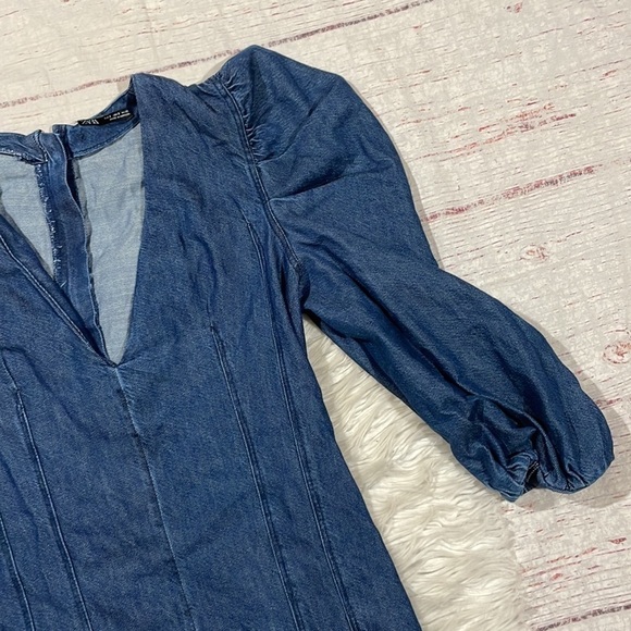 ZARA Denim Paneled V-neck Mini Dress With Puffed Sleeves - Picture 8 of 12